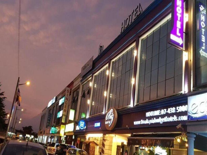 Biz Hotel Batu Pahat Bagian luar foto
